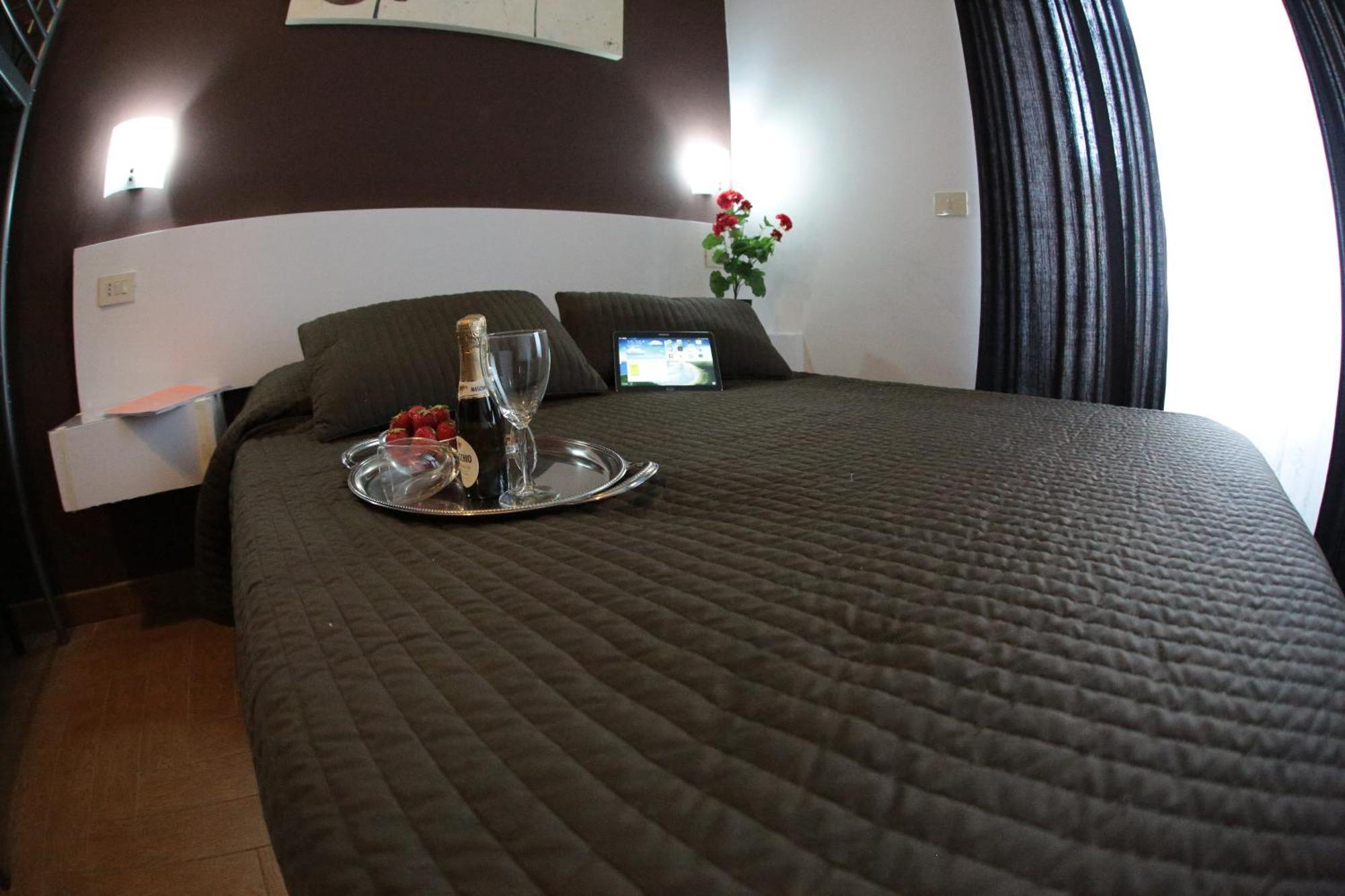 Residence Morena Roma Ngoại thất bức ảnh